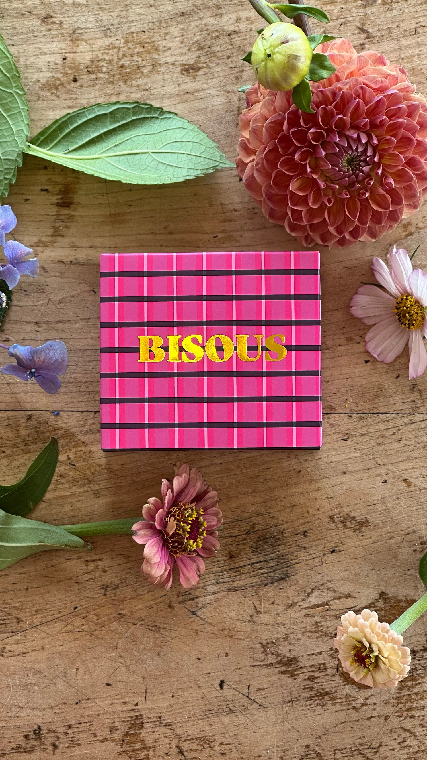 Message On a Soap - BISOUS - Geranium Murphy & Daughters